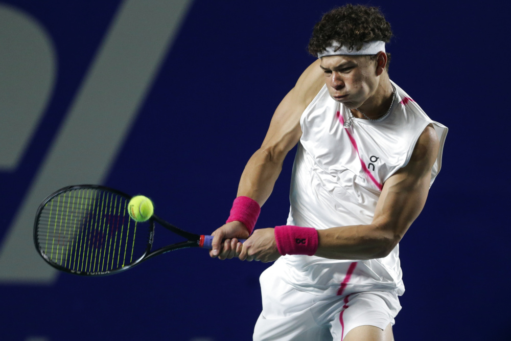 意大利网球队鏖战世界网球队,瓦林卡打破历史纪录 意大利网球队鏖战世界网球队,瓦林卡打破历史纪录