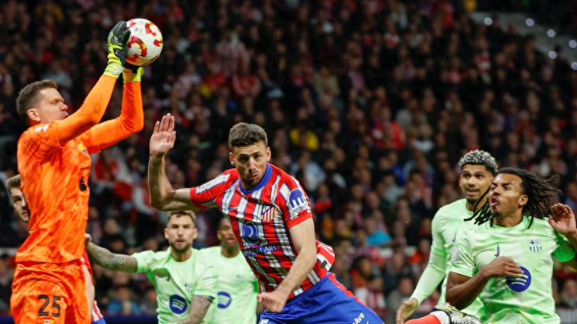 关于瓦伦西亚鏖战AC米兰,费兰·托雷斯爆发神勇的信息 关于瓦伦西亚鏖战AC米兰,费兰·托雷斯爆发神勇的信息