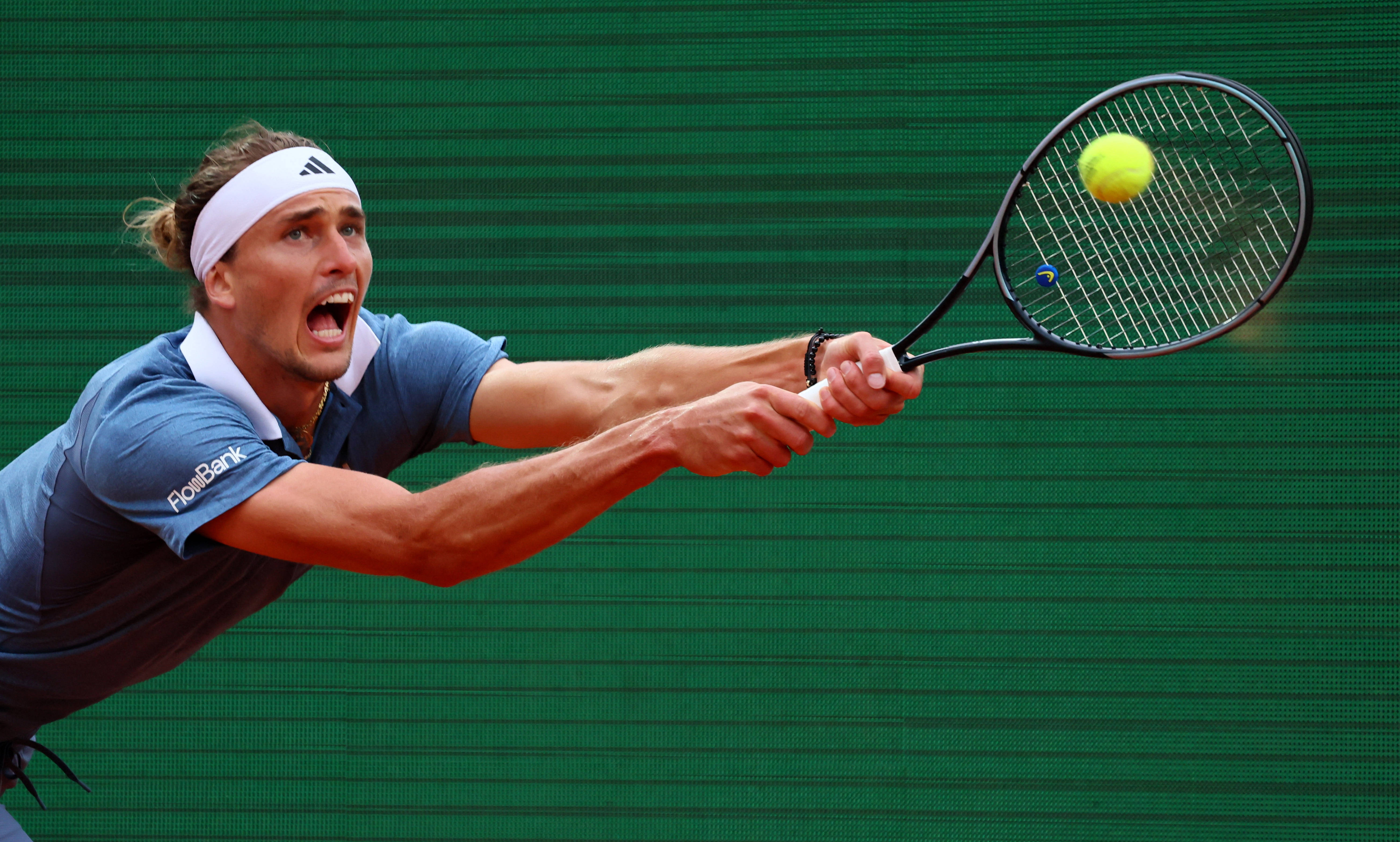 关于世界网球队绝杀西班牙网球队,兹维列夫关键制胜的信息 关于世界网球队绝杀西班牙网球队,兹维列夫关键制胜的信息