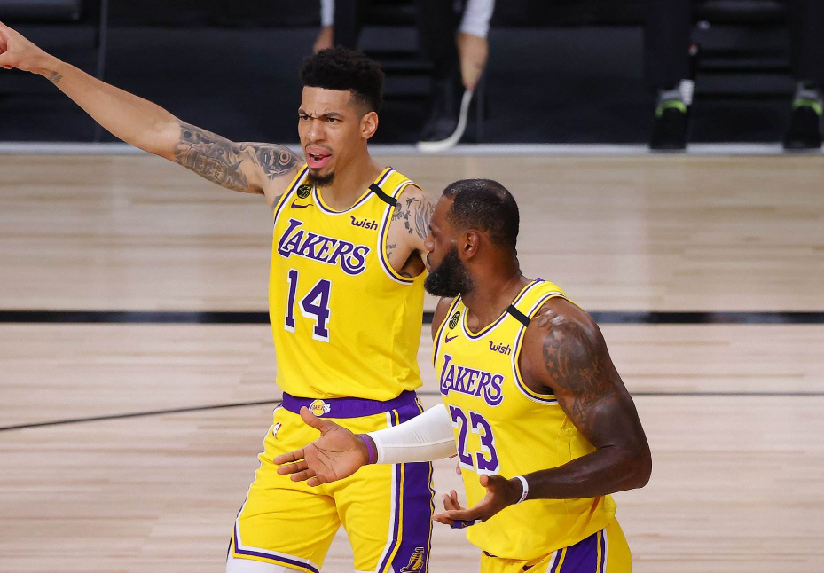 南韩男篮鏖战墨西哥男篮,丹尼·格林关键制胜 南韩男篮鏖战墨西哥男篮,丹尼·格林关键制胜