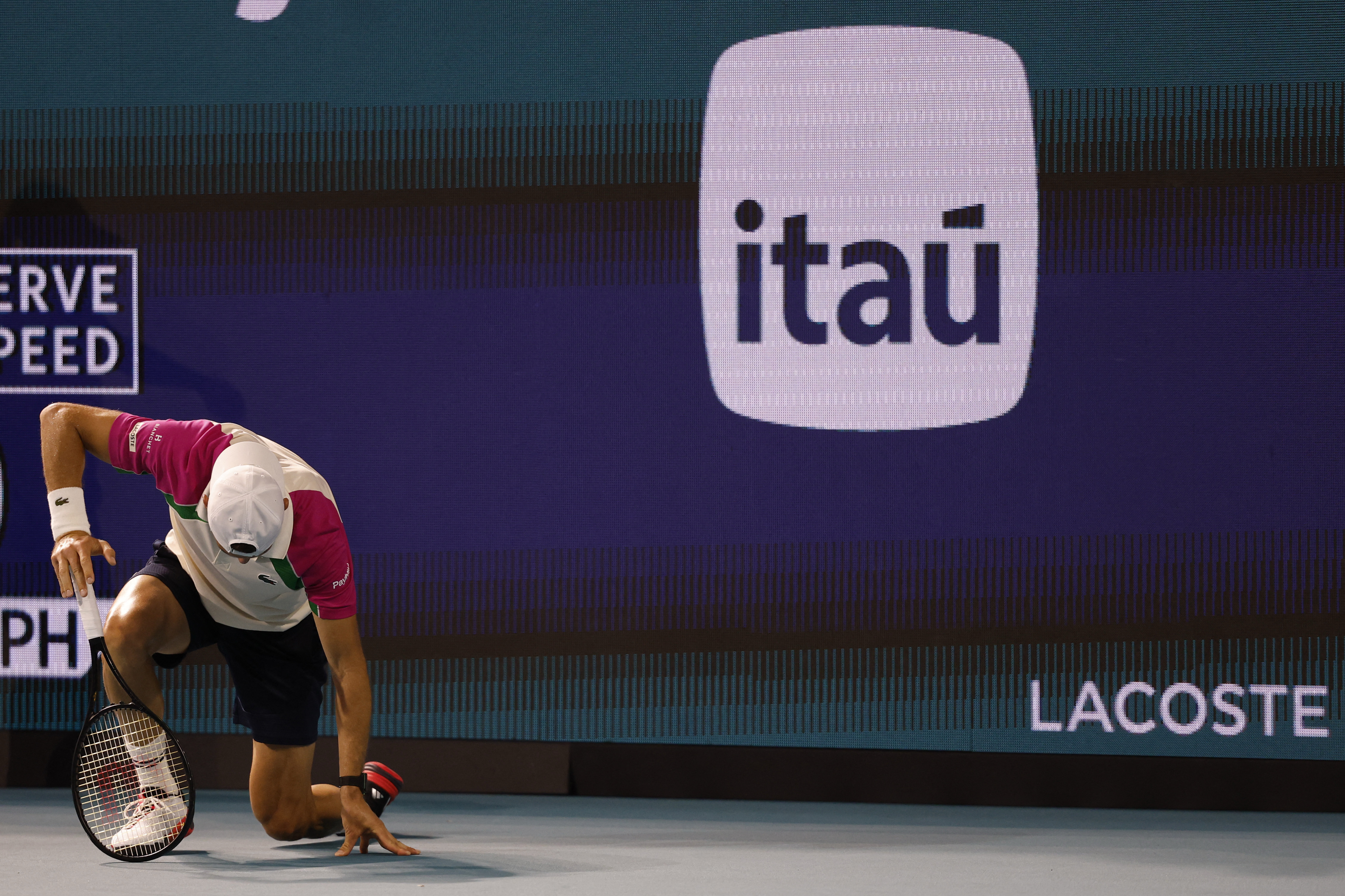 美国网球队爆冷日本网球队，瓦林卡一己之力扛起全队的简单介绍