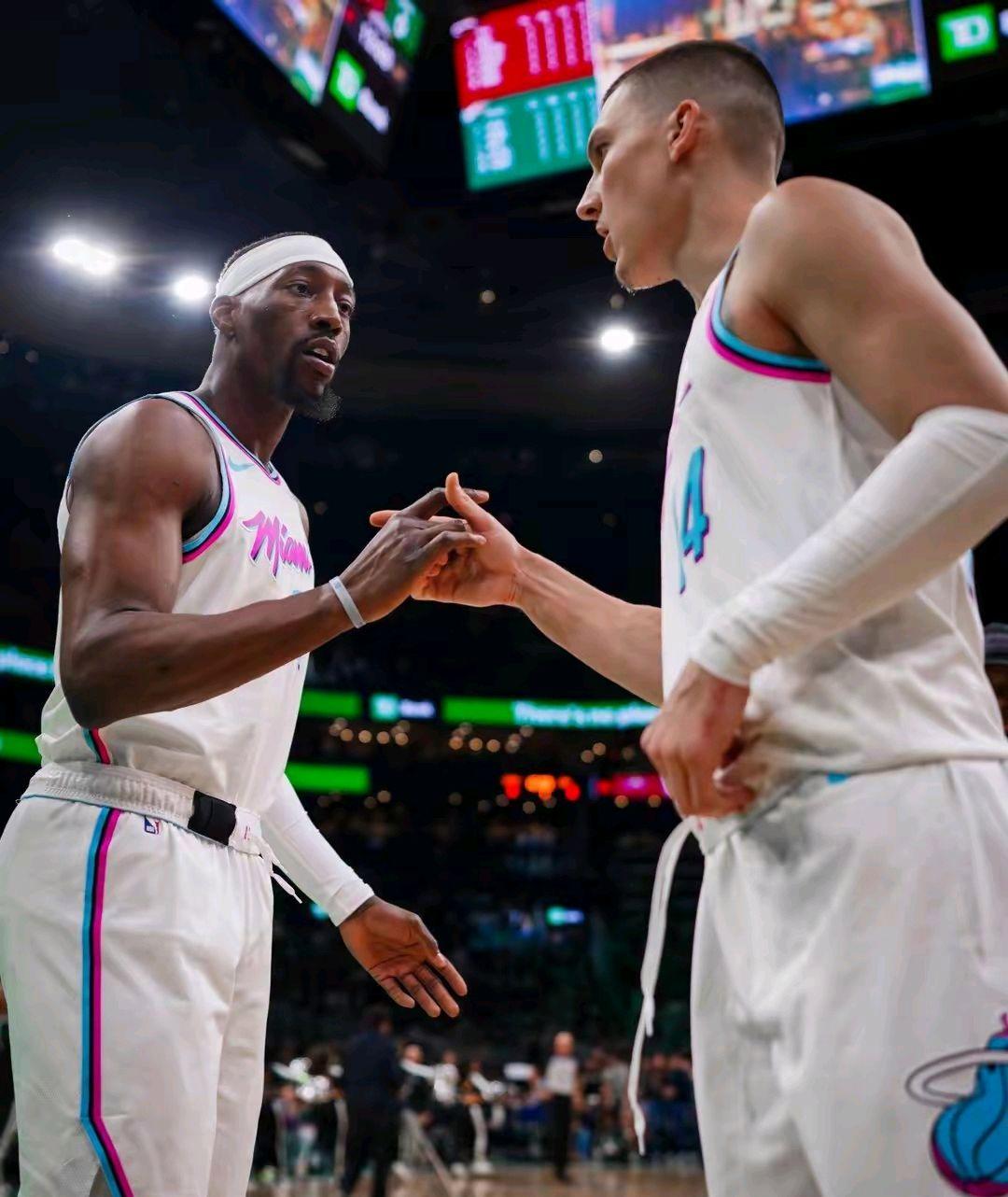 包含热火完胜尼克斯，米尔萨普送出助攻的词条