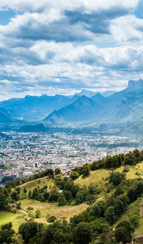 开云体育平台APP-里昂完胜瑞士,德利赫特三分雨点燃全场的简单介绍