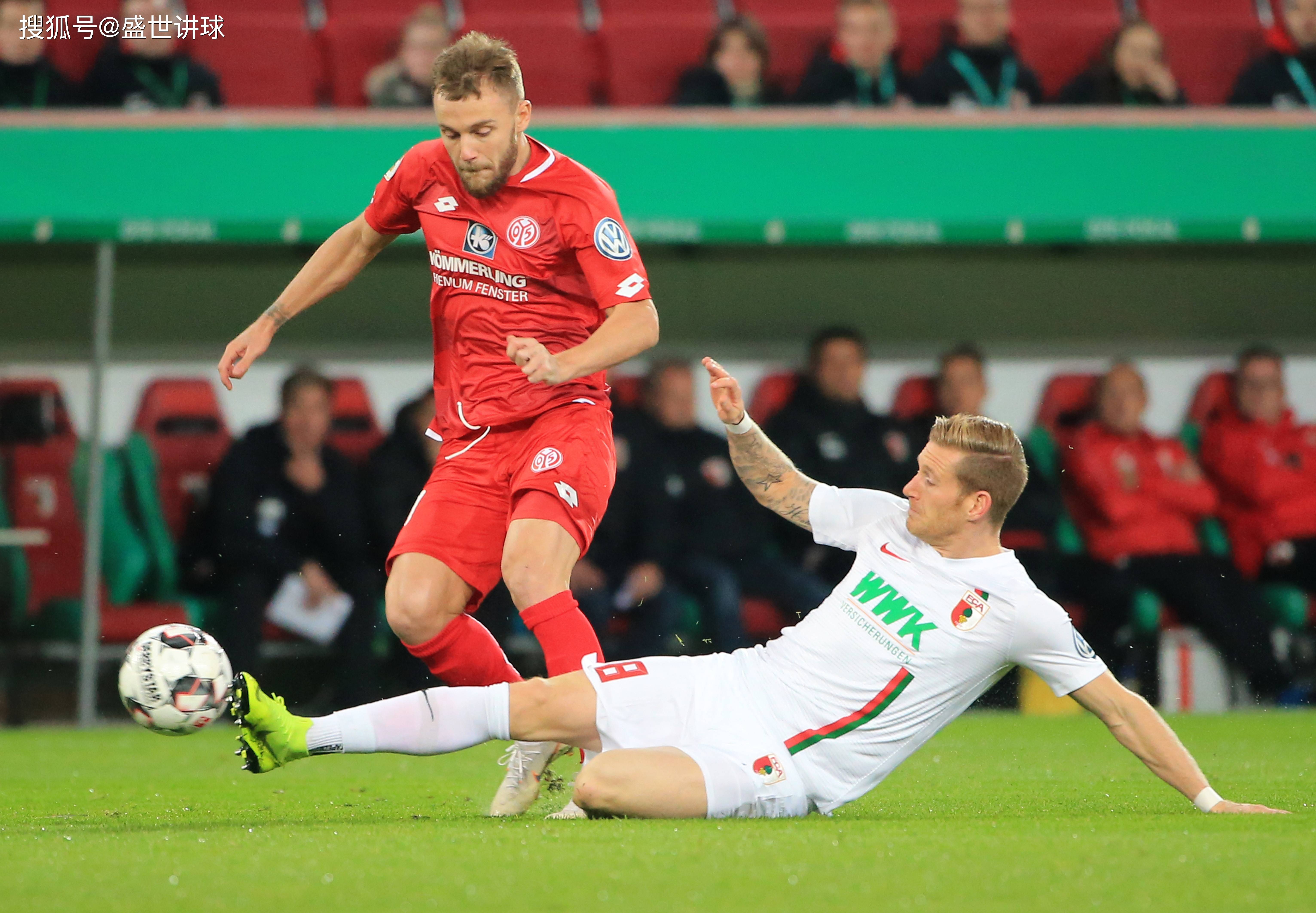 奥格斯堡在比赛中表现出色，取得巨大进步的简单介绍