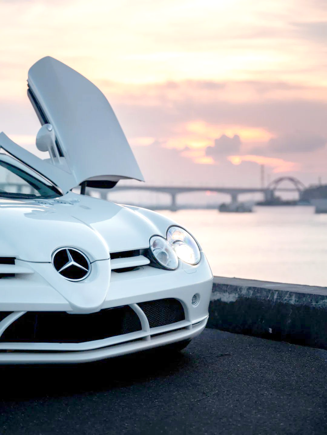 包含梅赛德斯力克迈凯伦,汉密尔顿高光表现的词条 包含梅赛德斯力克迈凯伦,汉密尔顿高光表现的词条