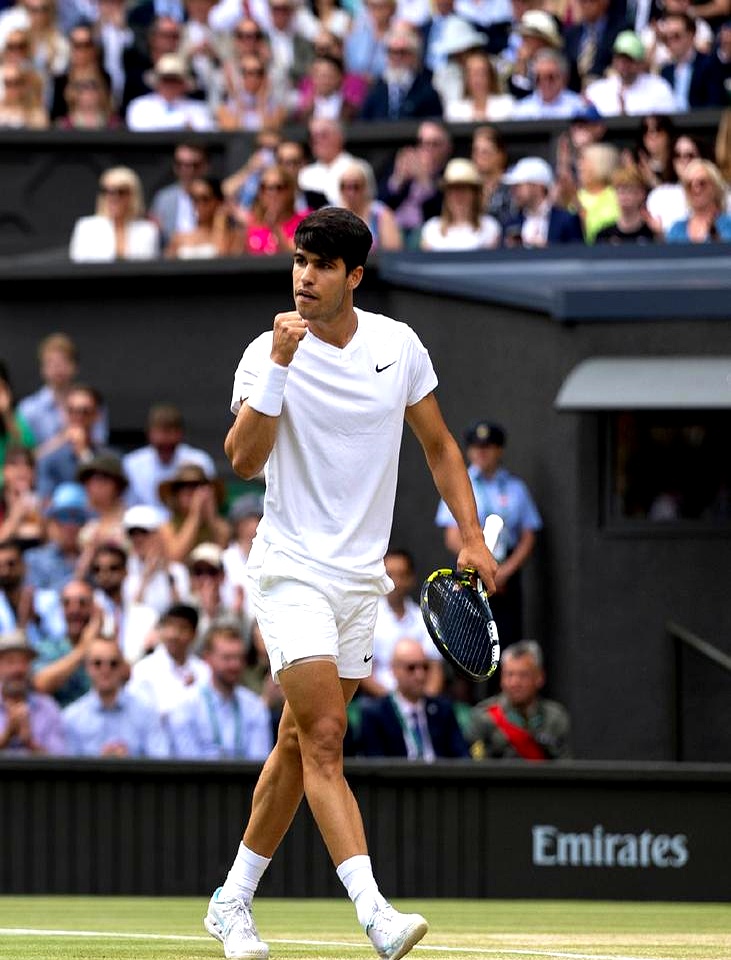 关于ATP总决赛险胜美网,阿尔卡拉斯惊艳四座的信息 关于ATP总决赛险胜美网,阿尔卡拉斯惊艳四座的信息